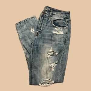 American Eagle Hi Rise Tomgirl size 8 jeans
